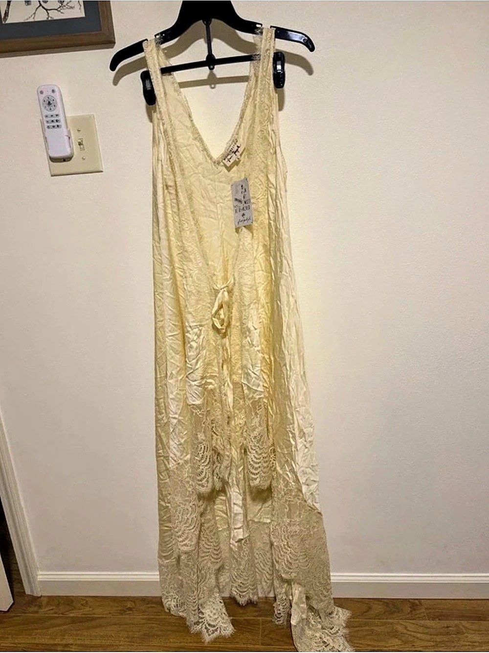Free People Lace Maxi top/vest in color ivory. Size Large NWT